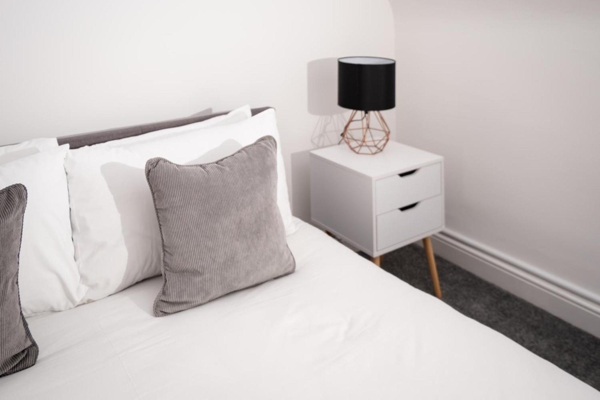 Trinity Apartments Stratford Upon Avon Ngoại thất bức ảnh